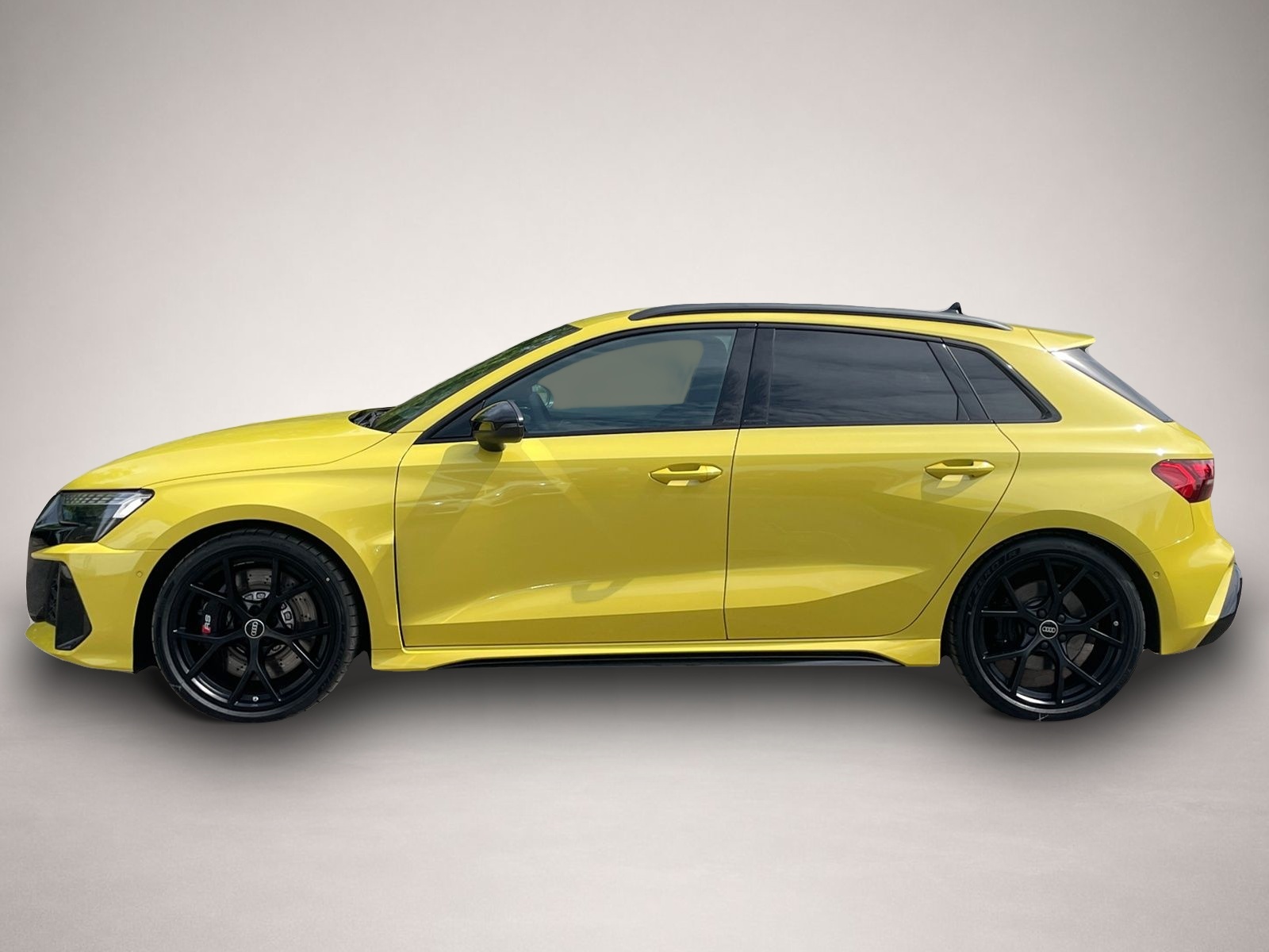Audi RS3 (09/2025, Benzin)