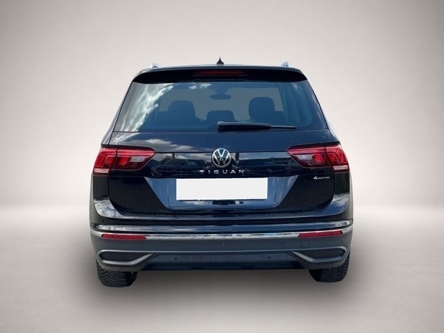 Volkswagen Tiguan (01/2021, Diesel)