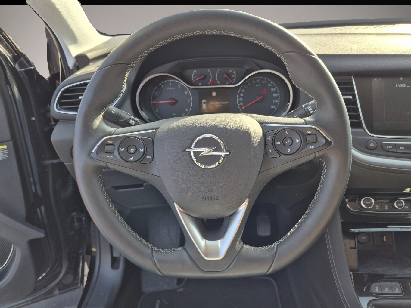 Opel Grandland (X) (02/2020, Benzin)