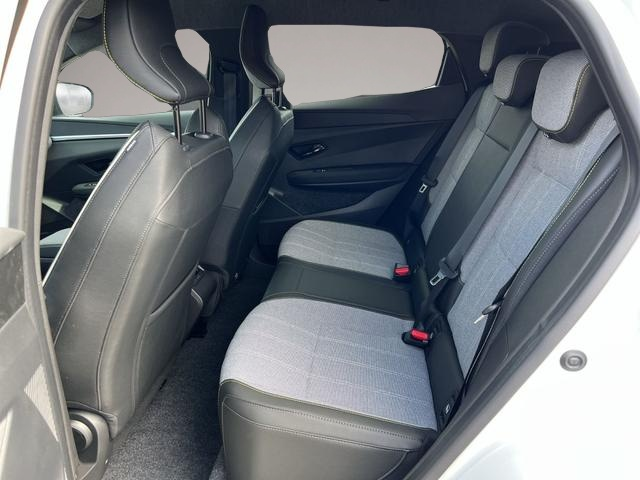 Renault Megane E-TECH (07/2026, ELECTRIC)