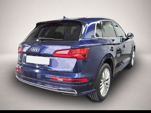 Audi Q5 (02/2017, Benzin)