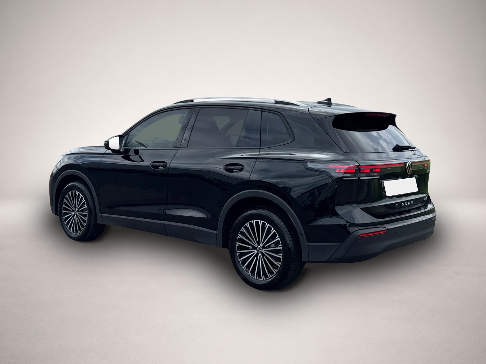 Volkswagen Tiguan (04/2026, Benzin)