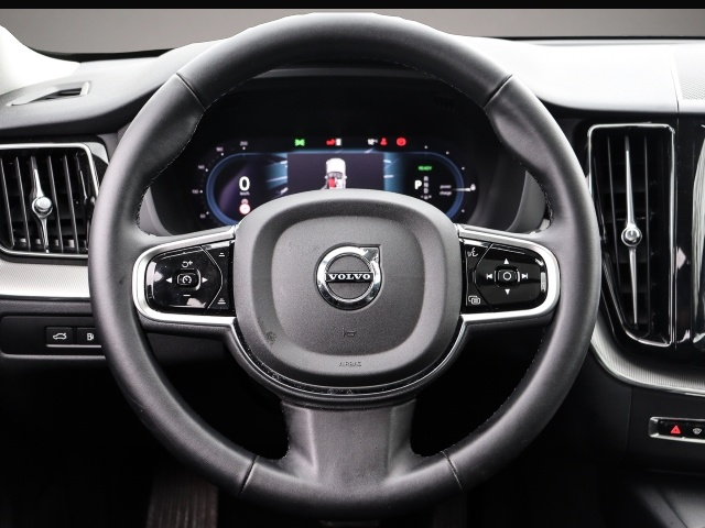 Volvo XC60 (02/2024, Hybrid (Benzin/Elektro))