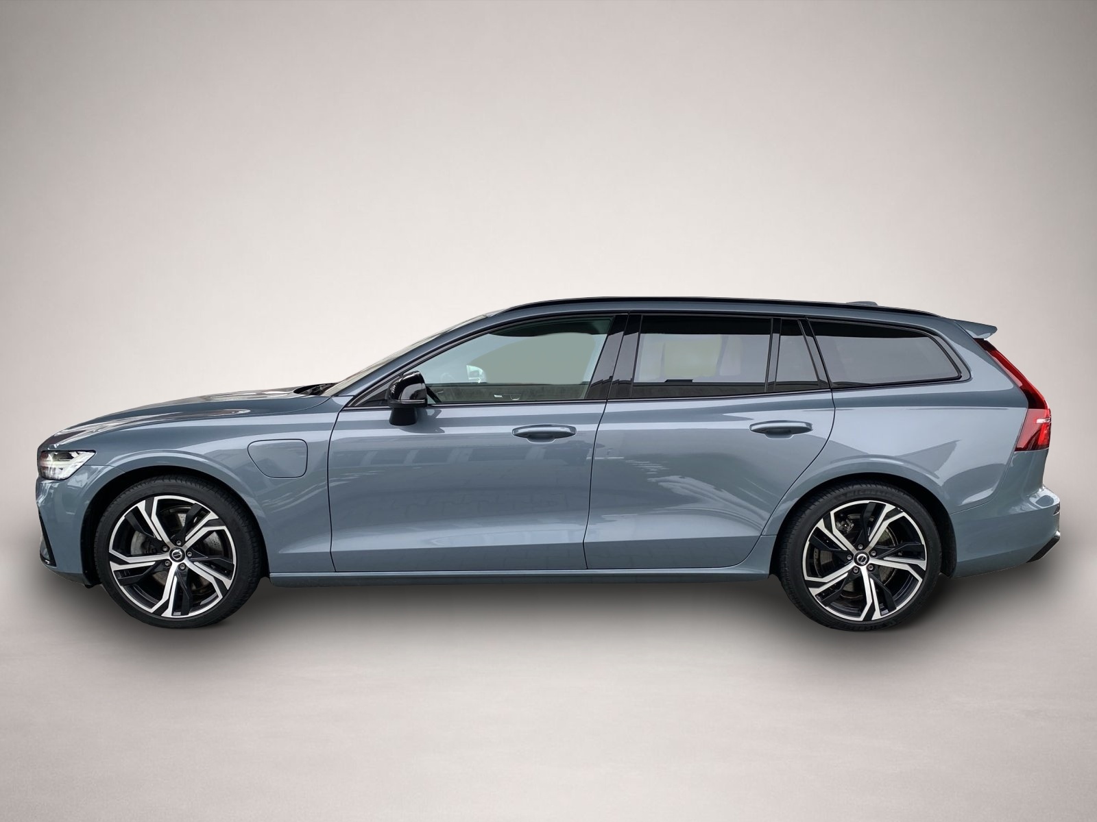 Volvo V60 (02/2023, )