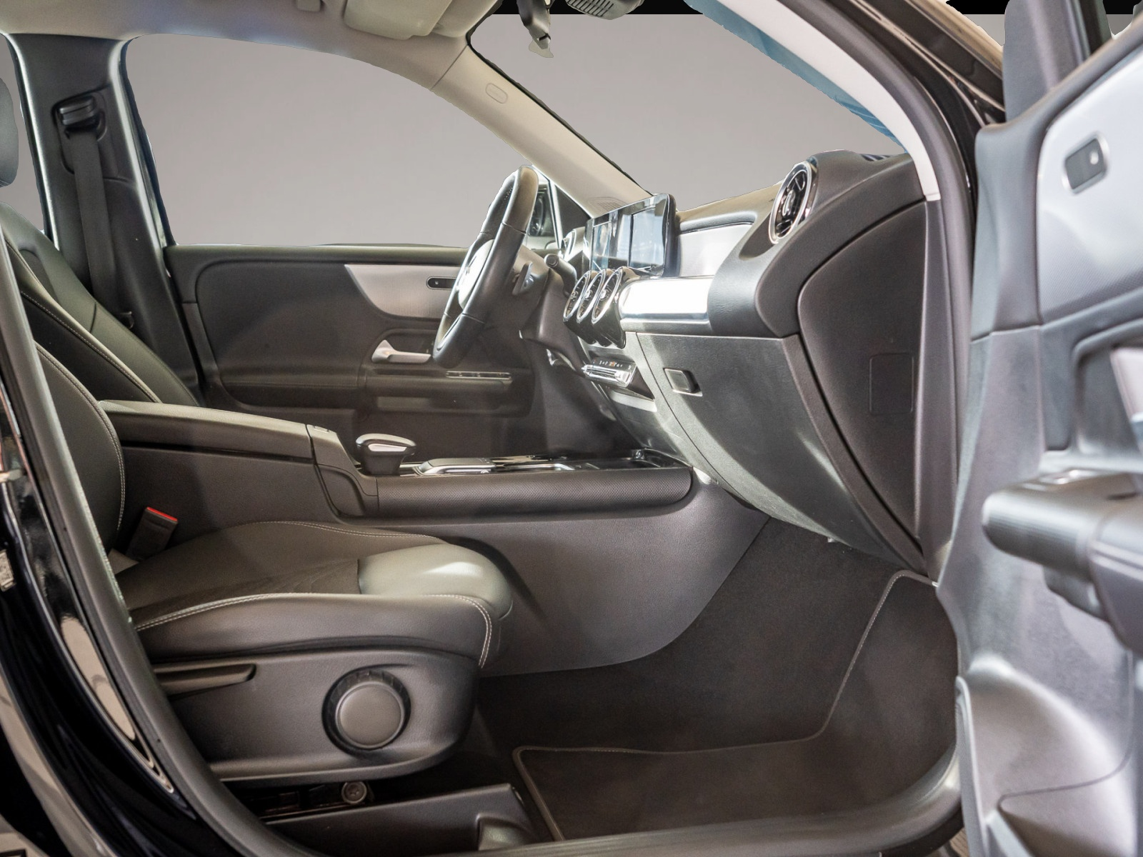 Mercedes-Benz GLB 200 (08/2022, Diesel)