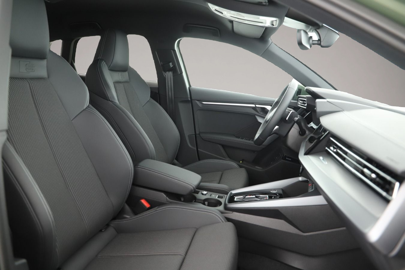 Audi A3 (09/2025, Hybrid (Benzin/Elektro))