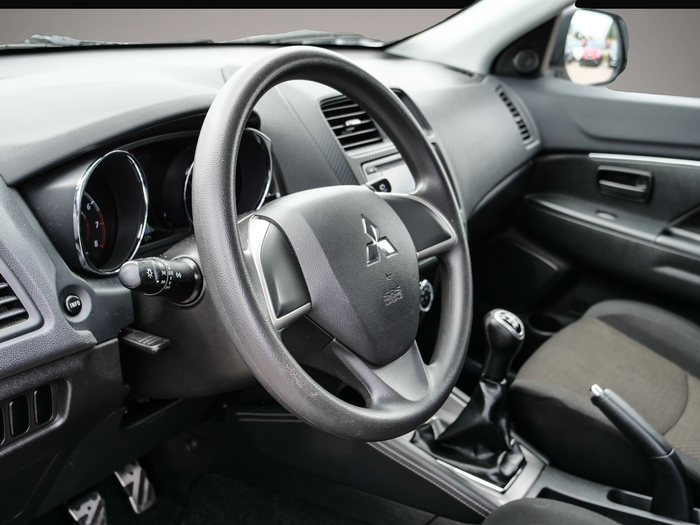 Mitsubishi ASX (01/2020, Benzin)