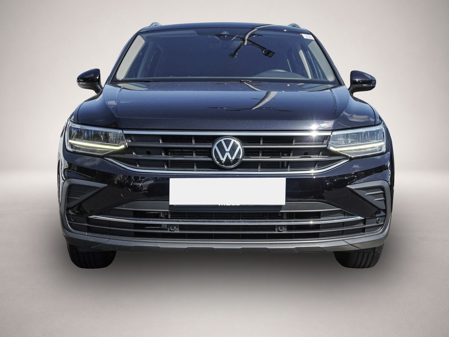 Volkswagen Tiguan (04/2023, Benzin)