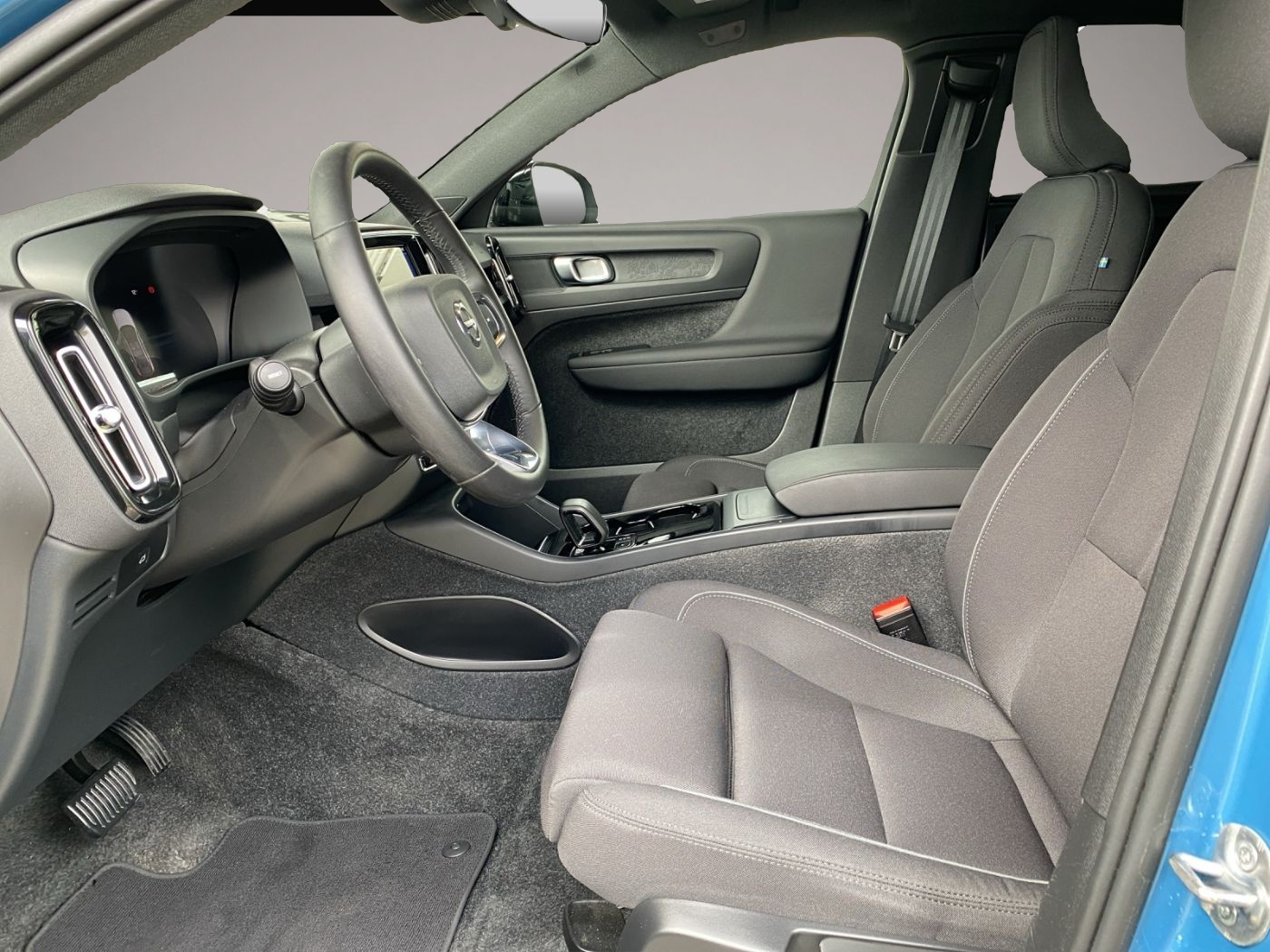 Volvo C40 (05/2023, ELECTRIC)