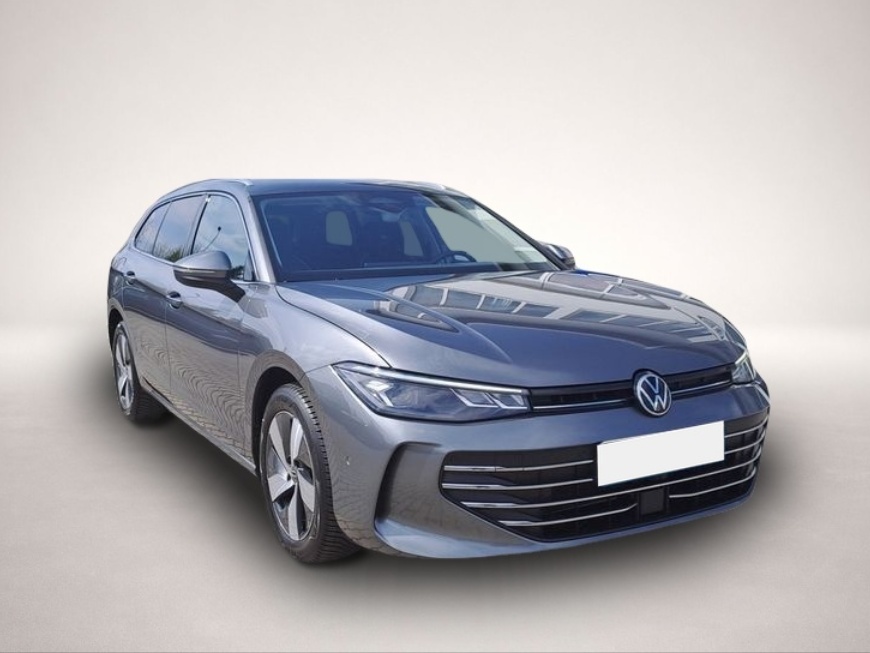 Volkswagen Passat Variant (06/2025, Benzin)