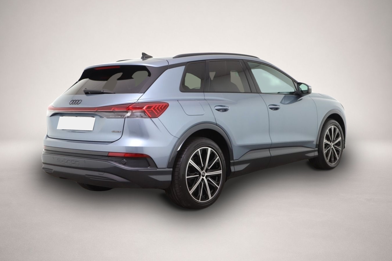 Audi Q4 e-tron (08/2025, ELECTRIC)