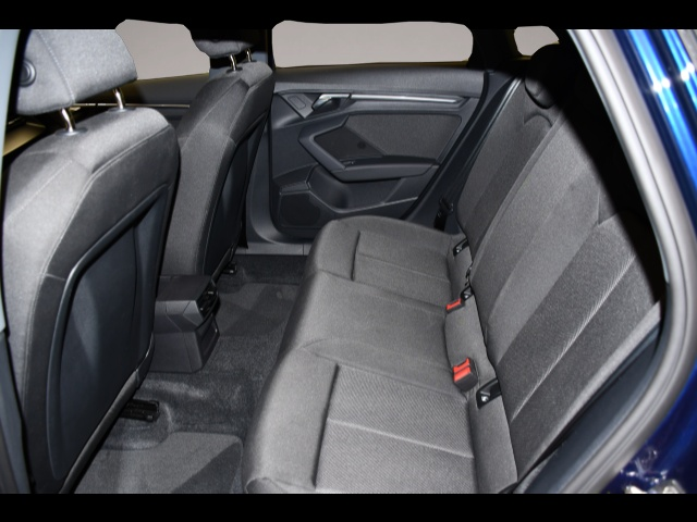 Audi A3 (04/2023, )