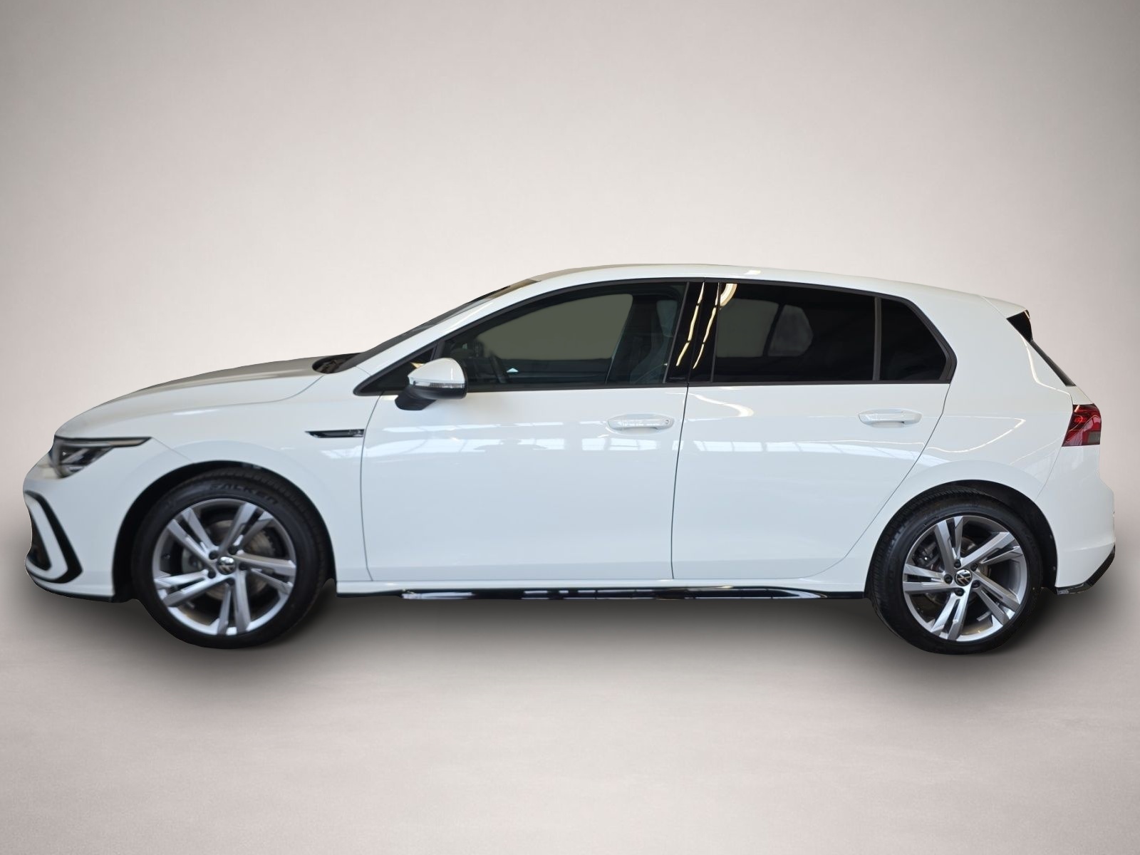 Volkswagen Golf (03/2024, Benzin)