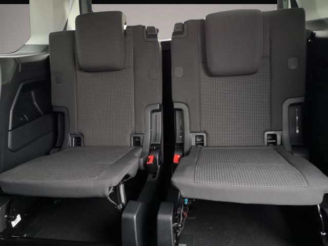 Volkswagen Caddy Maxi (06/2026, Benzin)