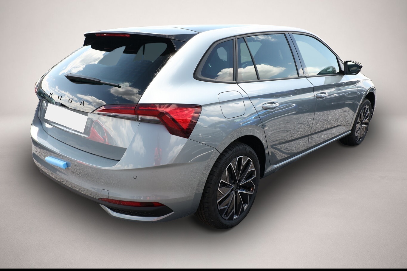 Skoda Scala (07/2026, Benzin)