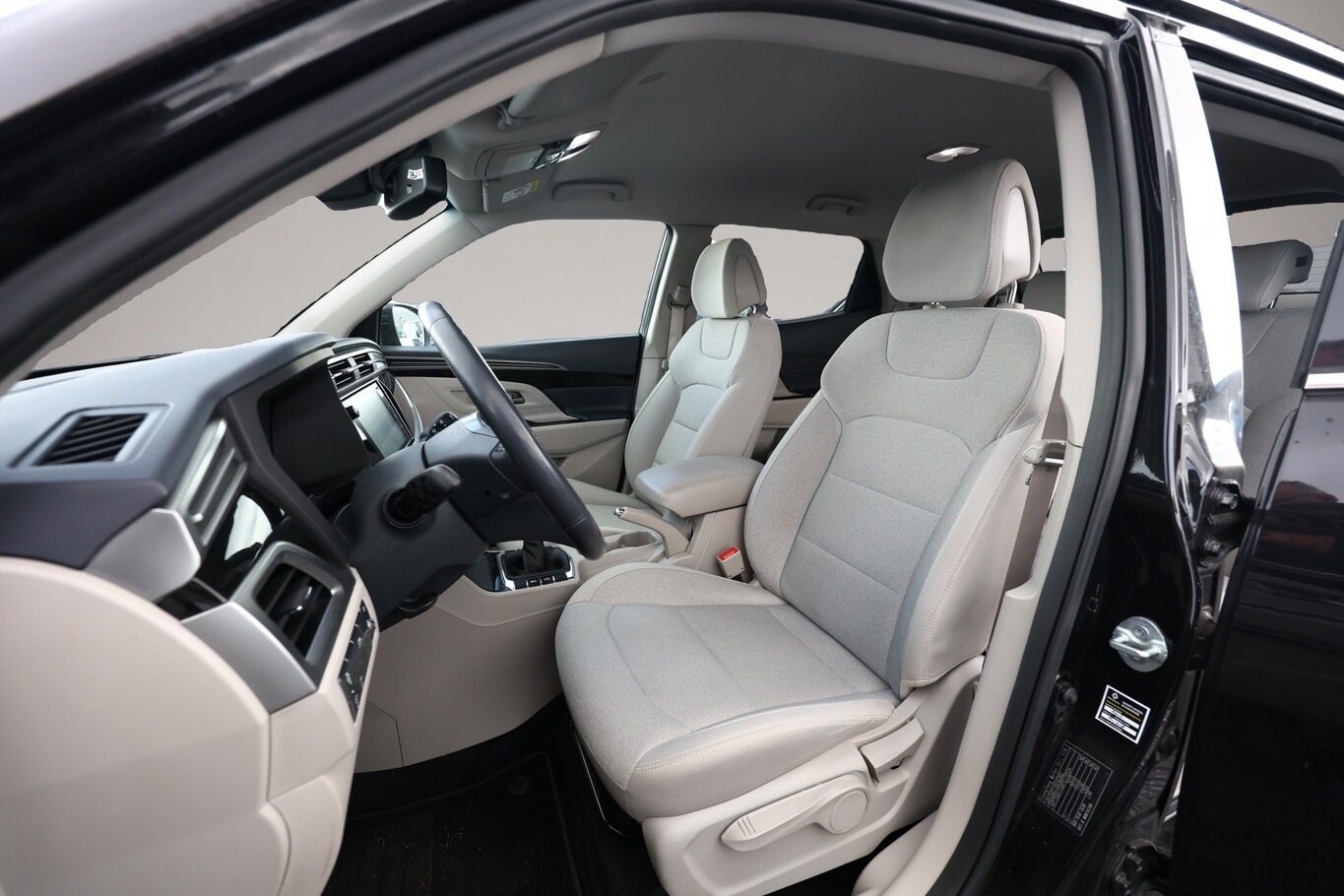 Ssangyong Korando (12/2020, Benzin)