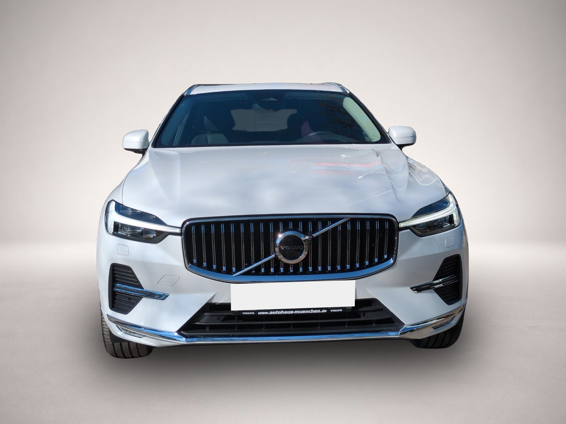 Volvo XC60 (02/2023, Benzin)
