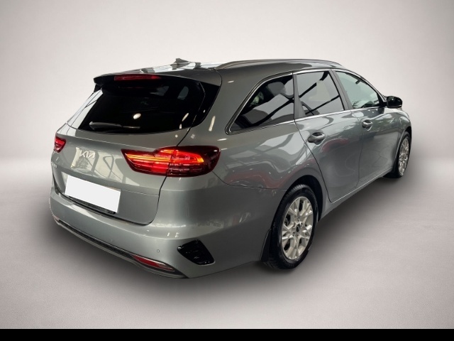 KIA cee'd / Ceed (04/2025, Benzin)