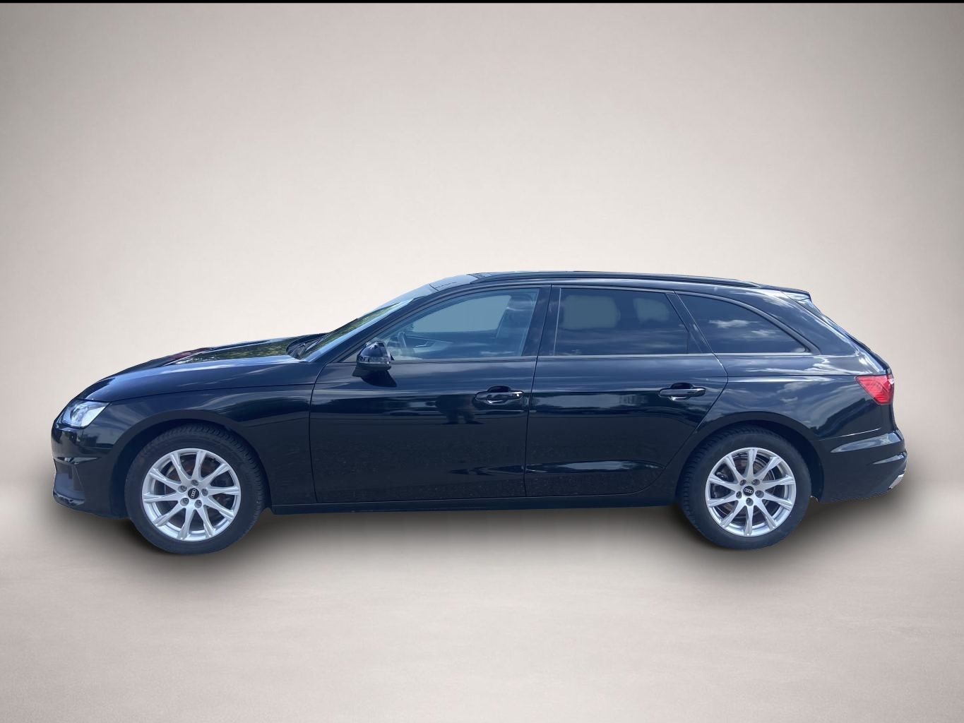 Audi A4 (05/2022, )