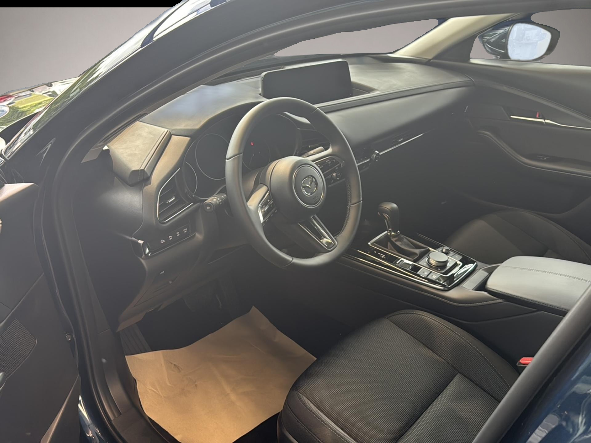 Mazda CX-30 (01/2025, Benzin)