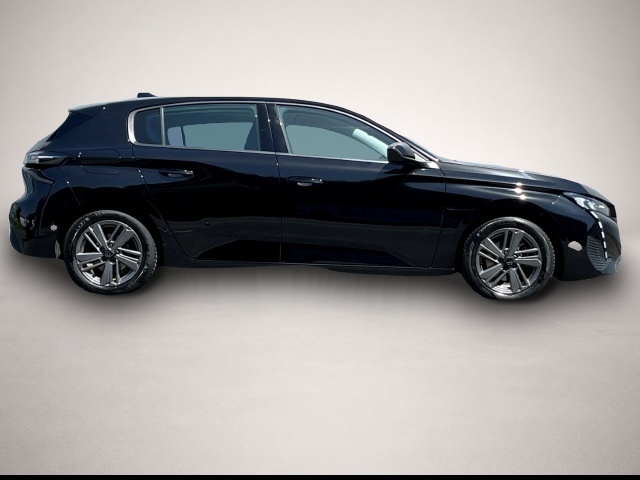 Peugeot 308 (05/2022, Benzin)