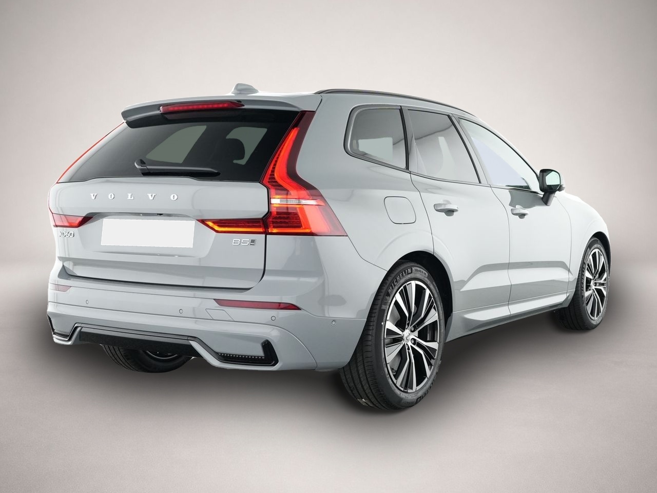 Volvo XC60 (05/2025, Benzin)