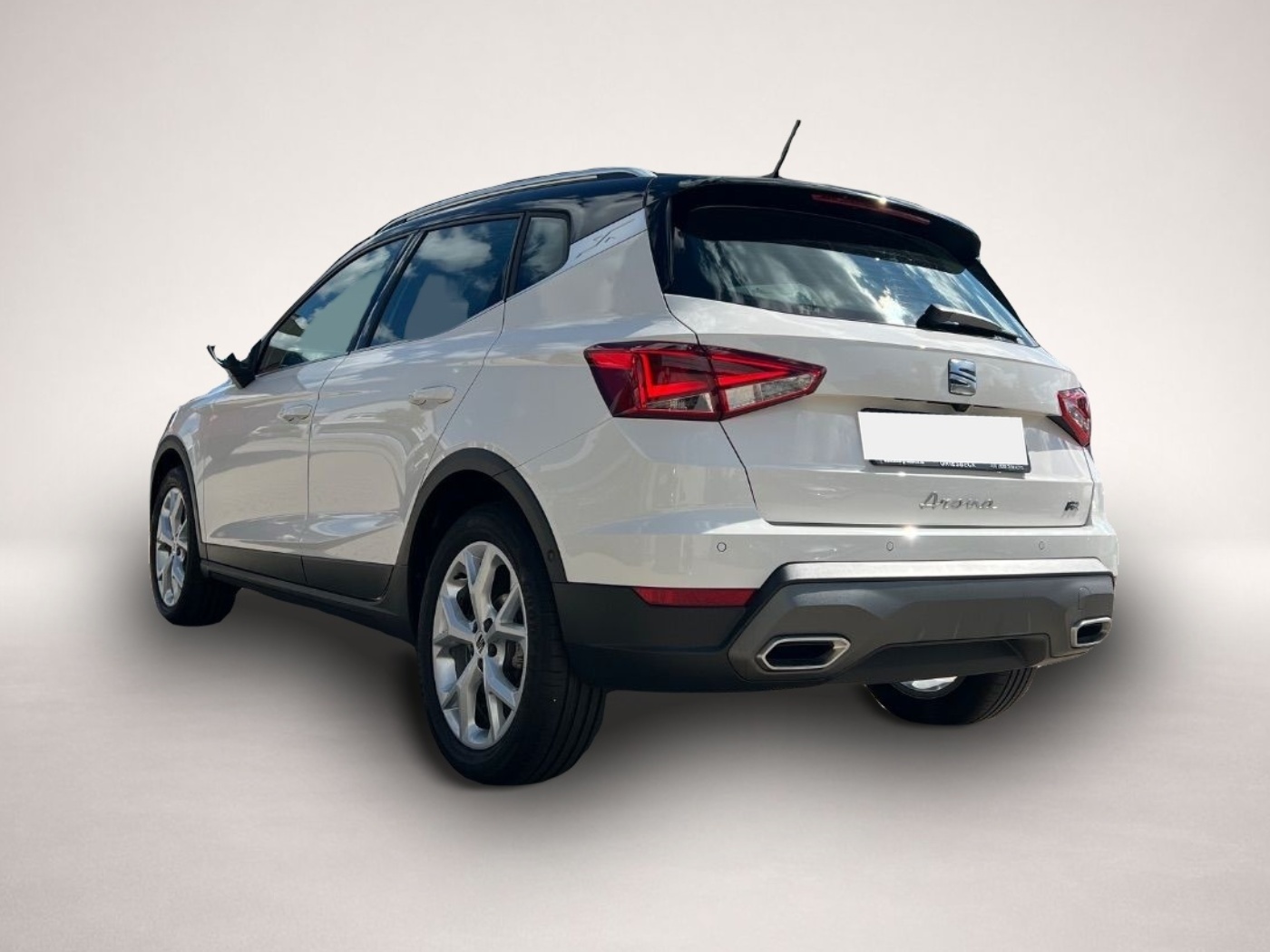 Seat Arona (04/2022, Benzin)