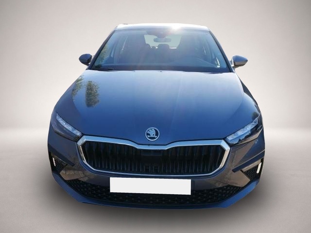 Skoda Scala (03/2026, Benzin)