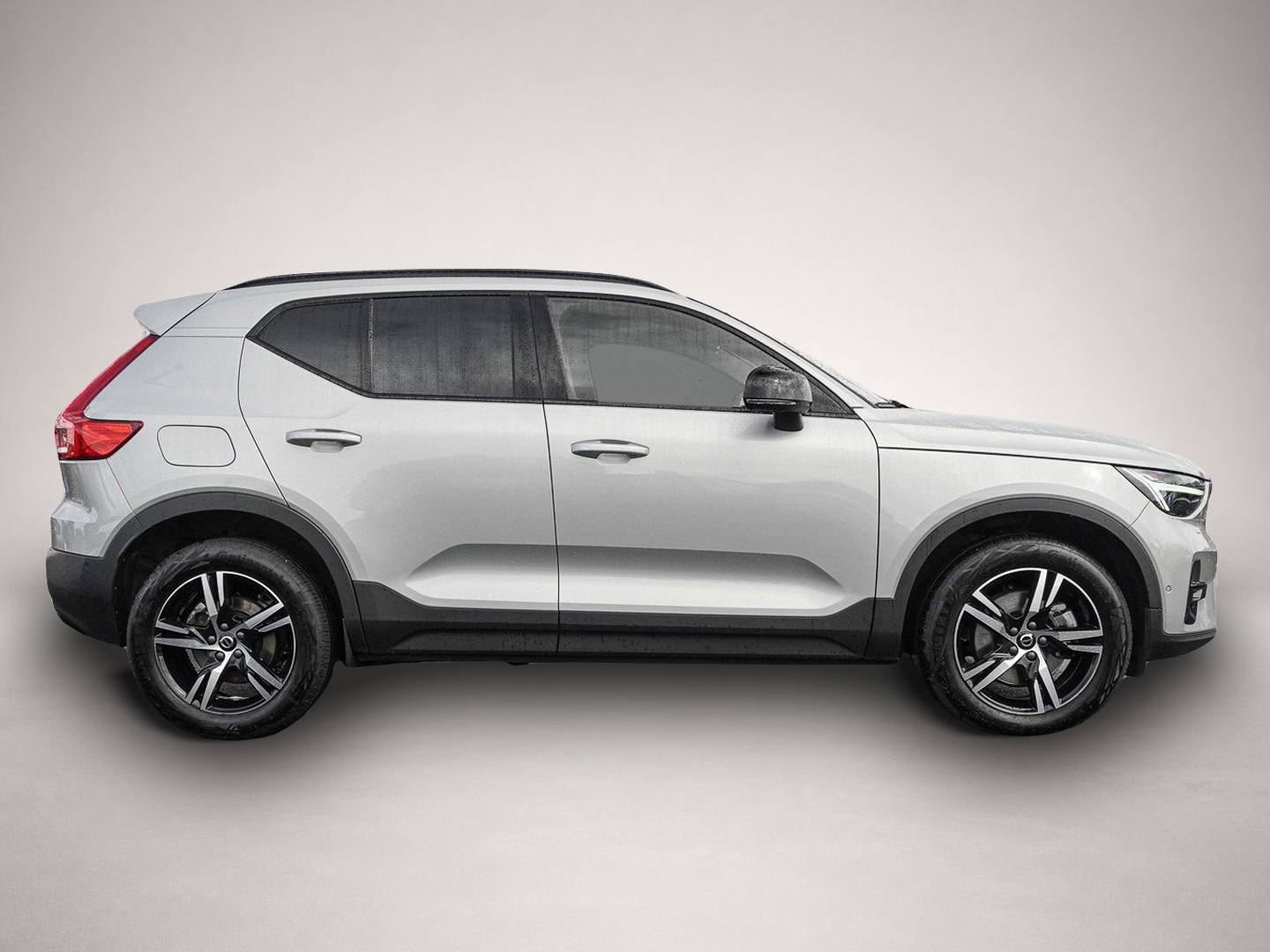 Volvo XC40 (07/2023, )