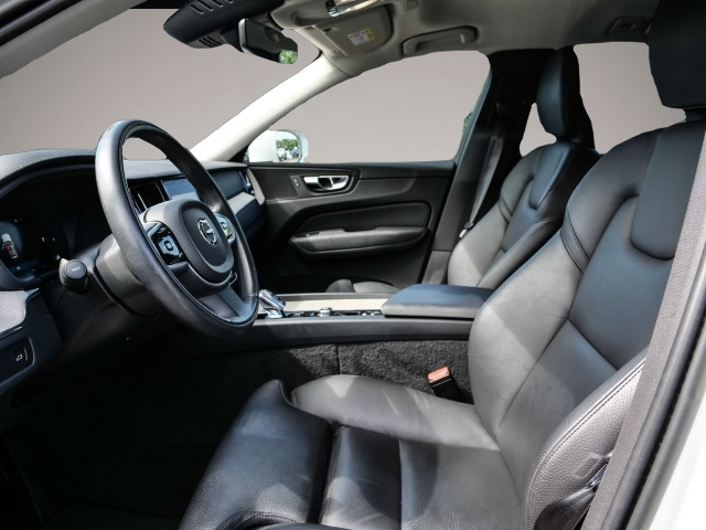 Volvo XC60 (10/2022, Diesel)