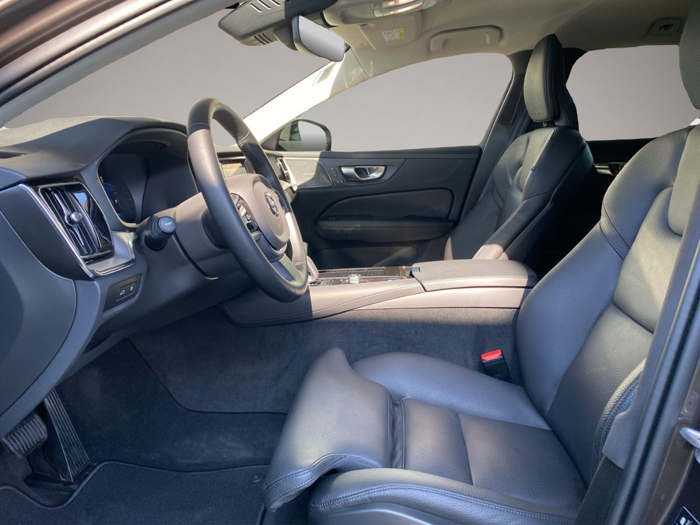 Volvo V60 (06/2024, )