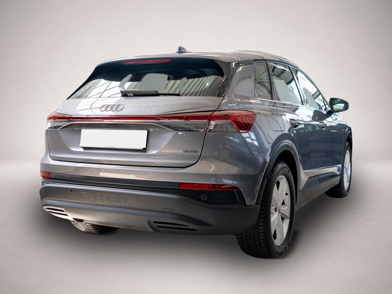 Audi Q4 (08/2022, ELECTRIC)