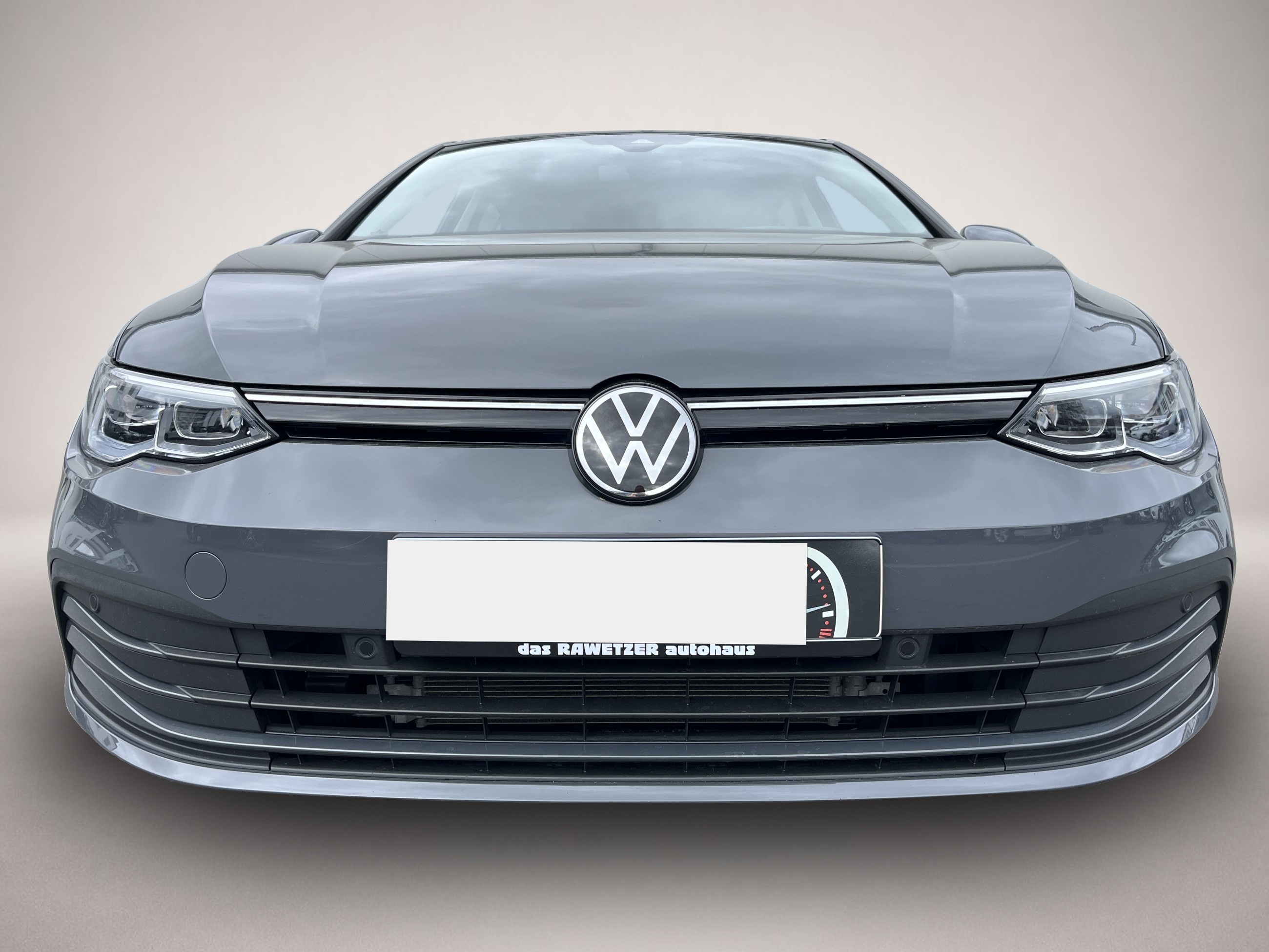 Volkswagen Golf (02/2023, Benzin)