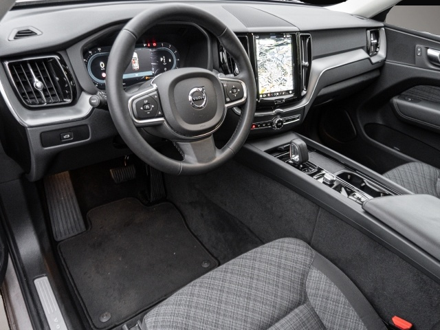Volvo XC60 (12/2023, Diesel)