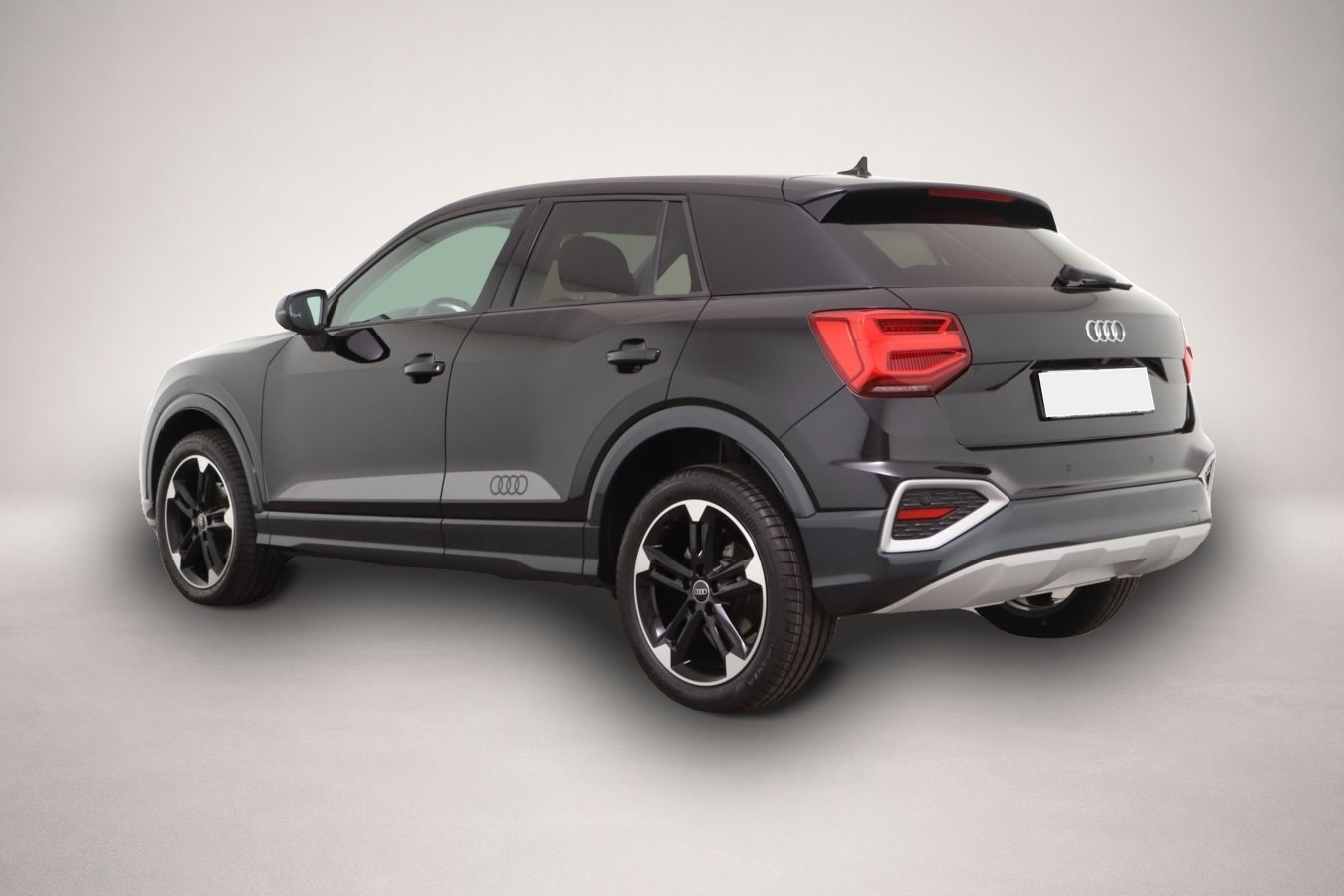 Audi Q2 (09/2025, Benzin)