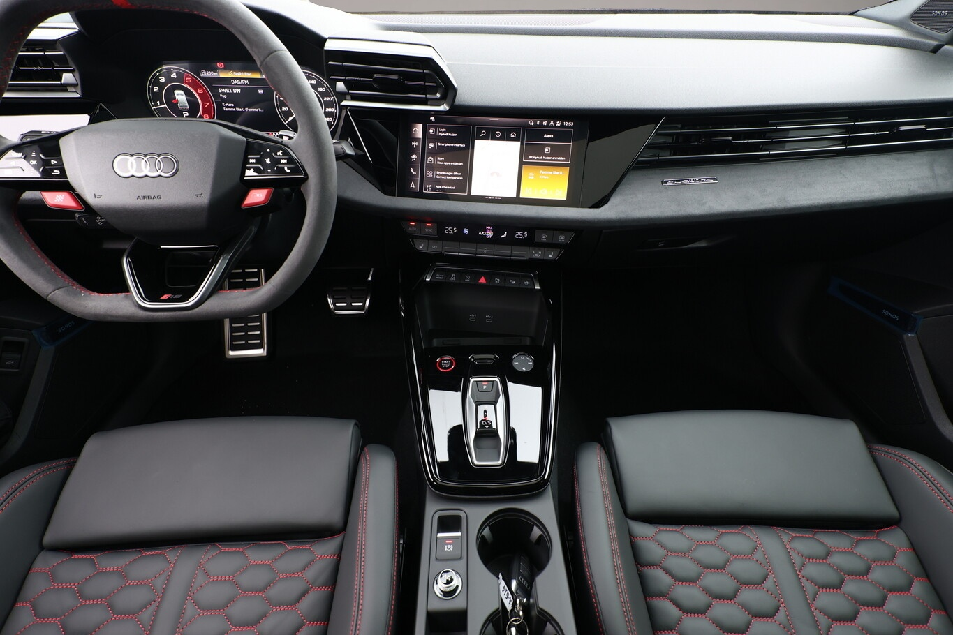 Audi RS3 (01/2026, Benzin)