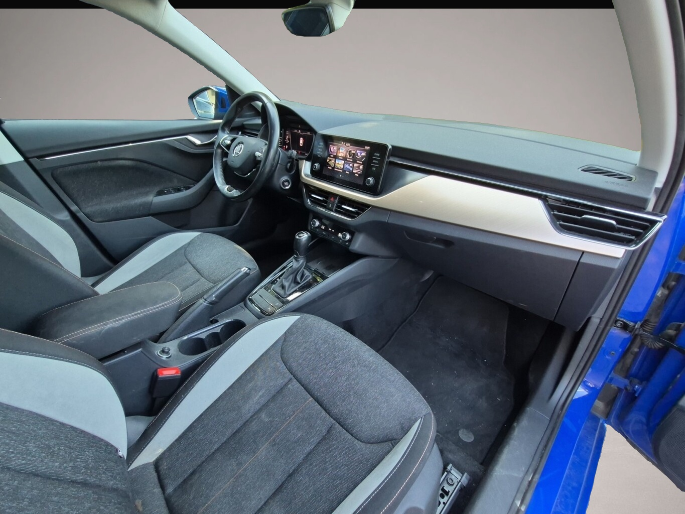 Skoda Scala (04/2021, Benzin)