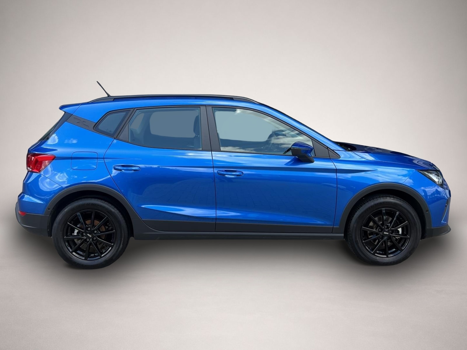 Seat Arona (06/2023, Benzin)