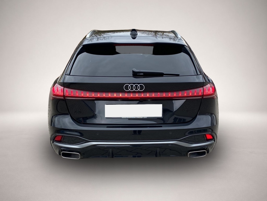 Audi A5 (02/2025, Benzin)