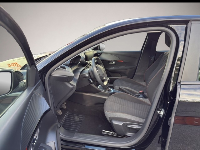 Peugeot 208 (06/2022, Benzin)