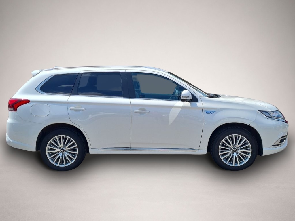Mitsubishi Plug-in Hybrid Outlander (05/2020, )