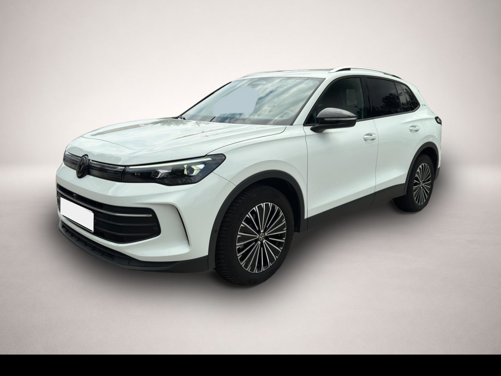 Volkswagen Tiguan (10/2025, Benzin)