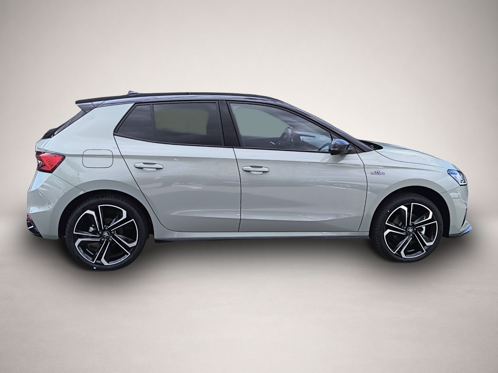 Skoda Fabia (, Benzin)