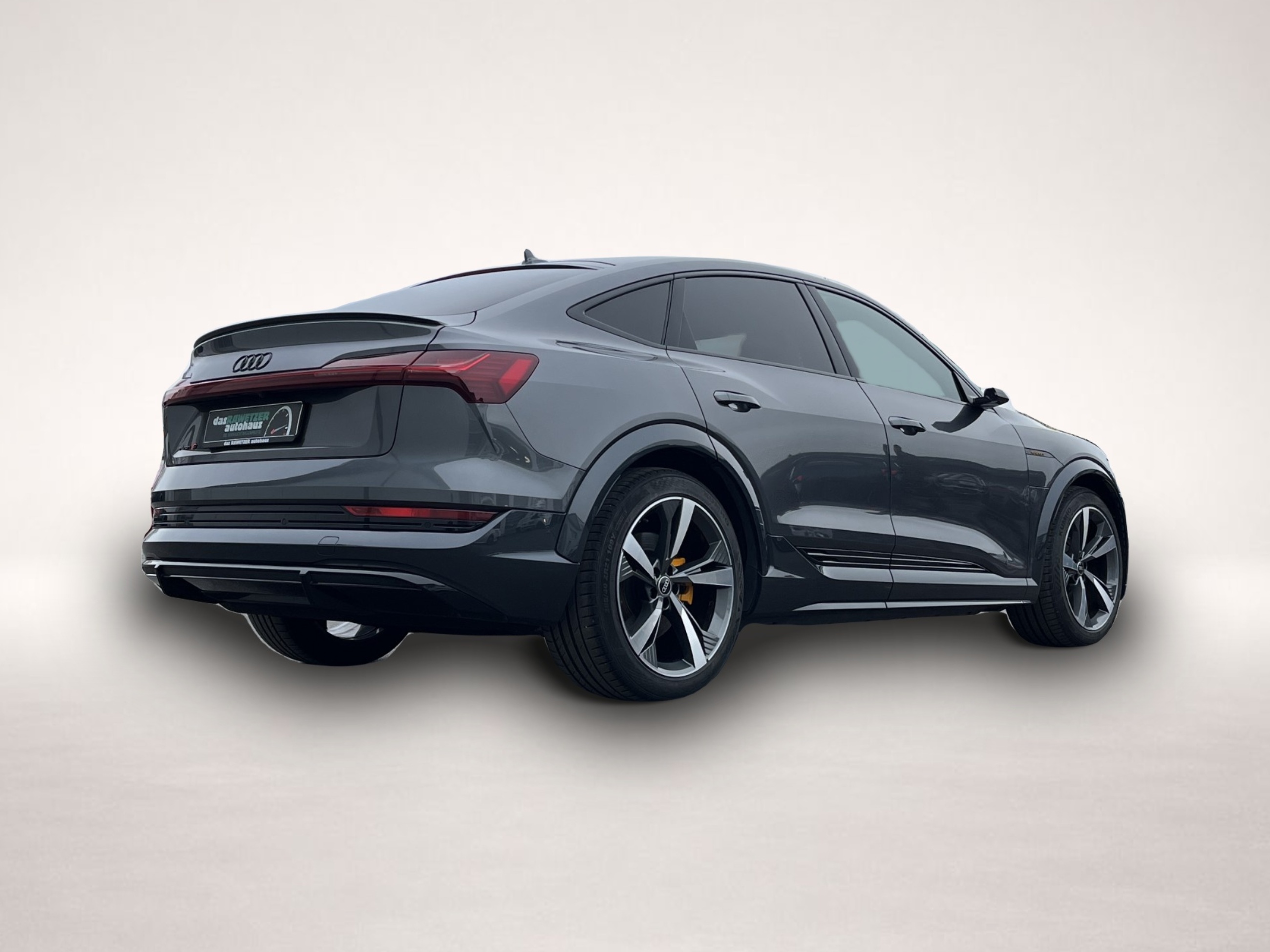 Audi e-tron (02/2022, ELECTRIC)