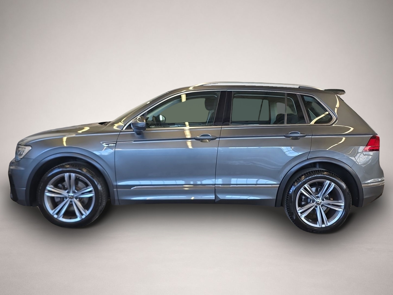 Volkswagen Tiguan (07/2020, Benzin)