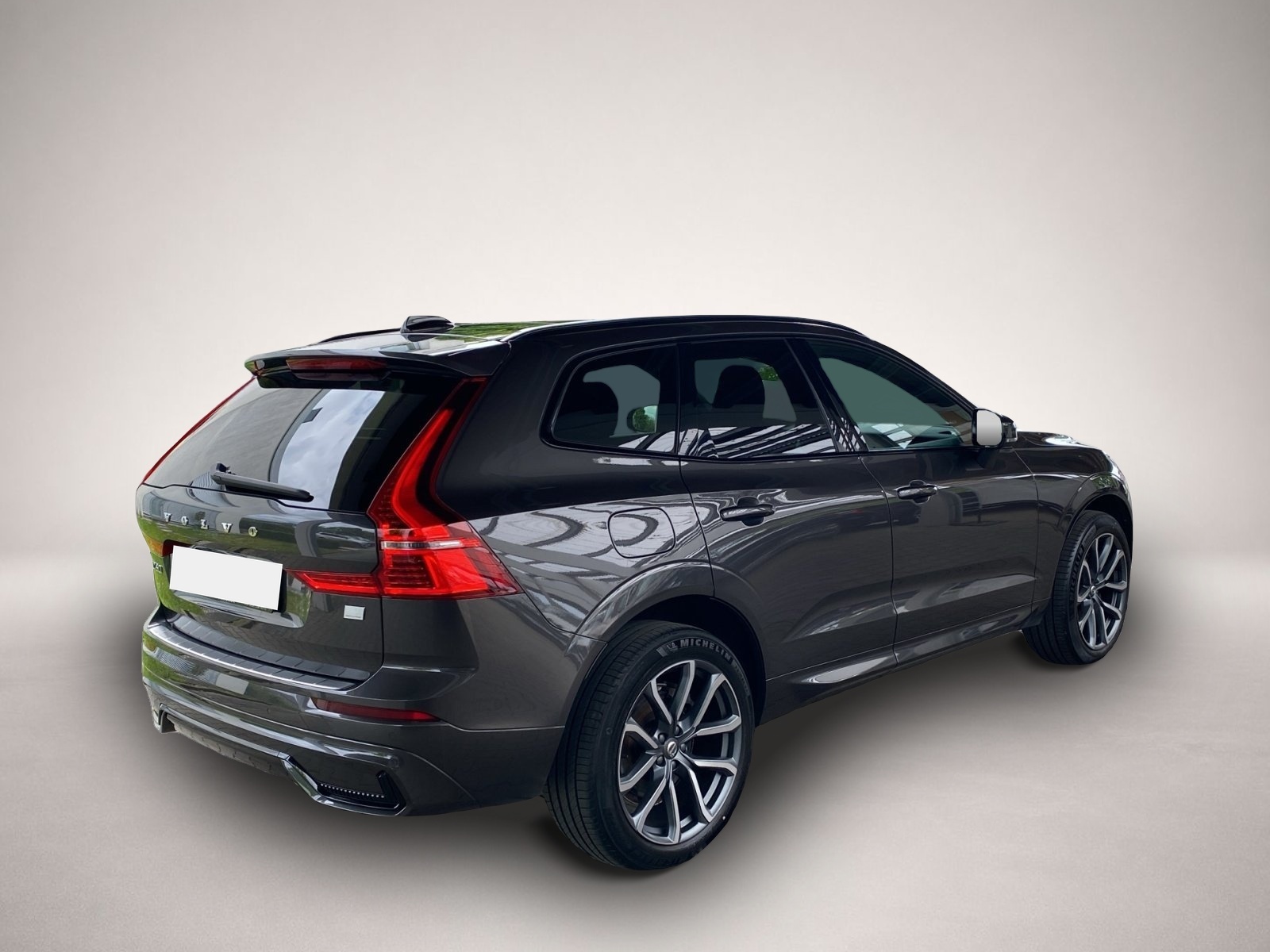 Volvo XC60 (10/2023, )