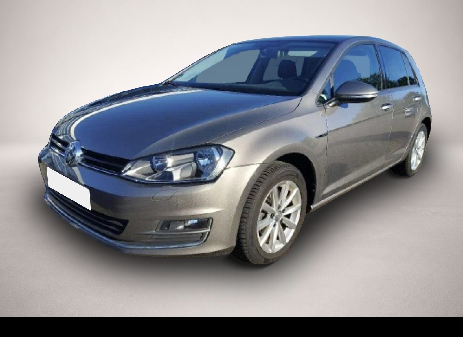 Volkswagen Golf (10/2015, Benzin)