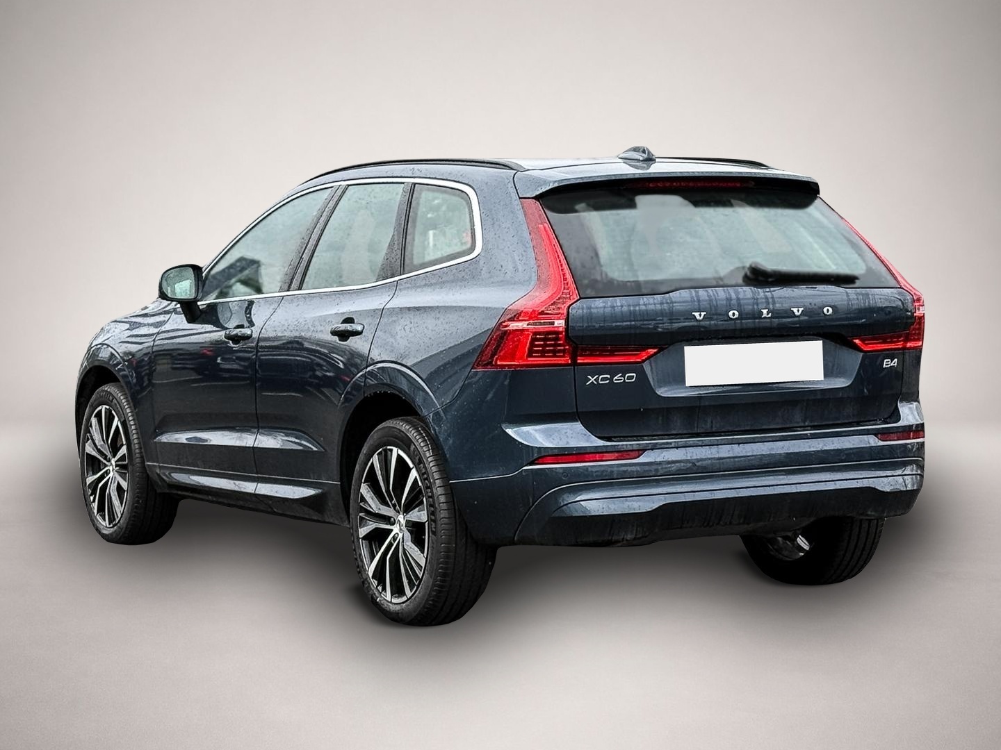 Volvo XC60 (12/2023, Benzin)