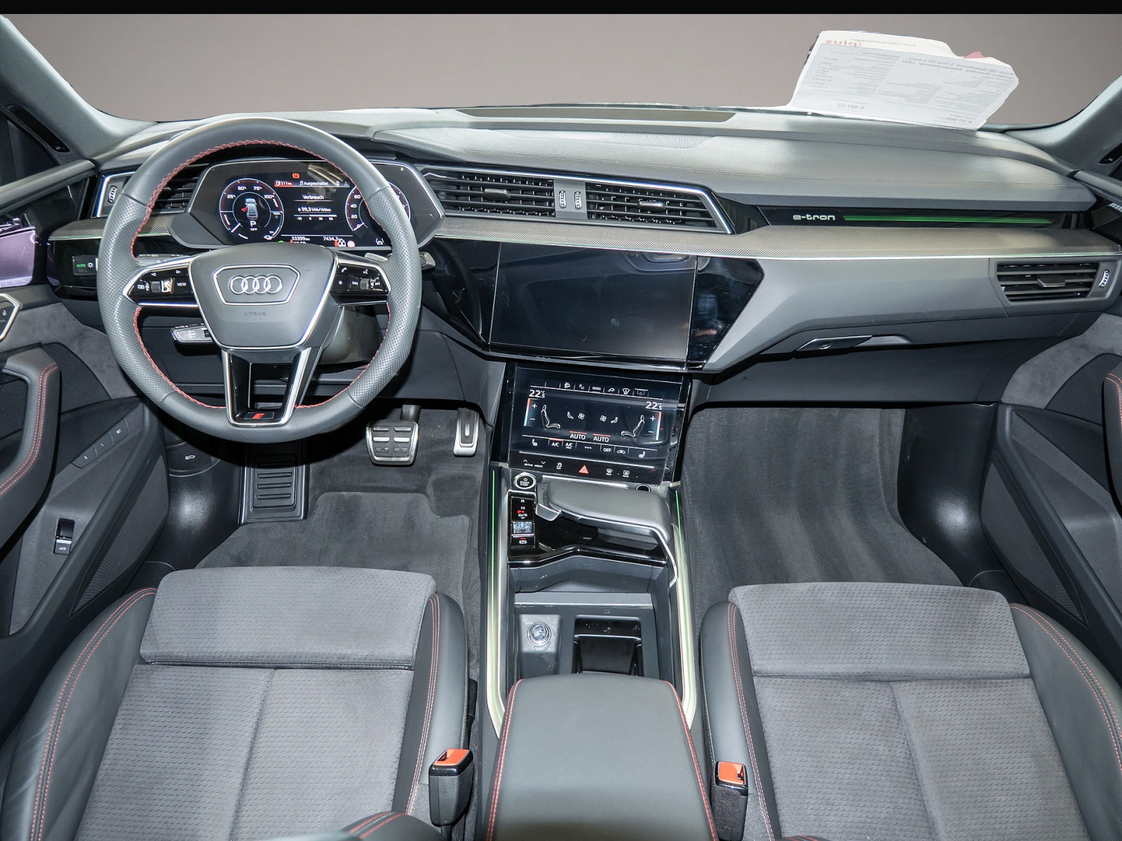 Audi Q8 e-tron (06/2024, ELECTRIC)