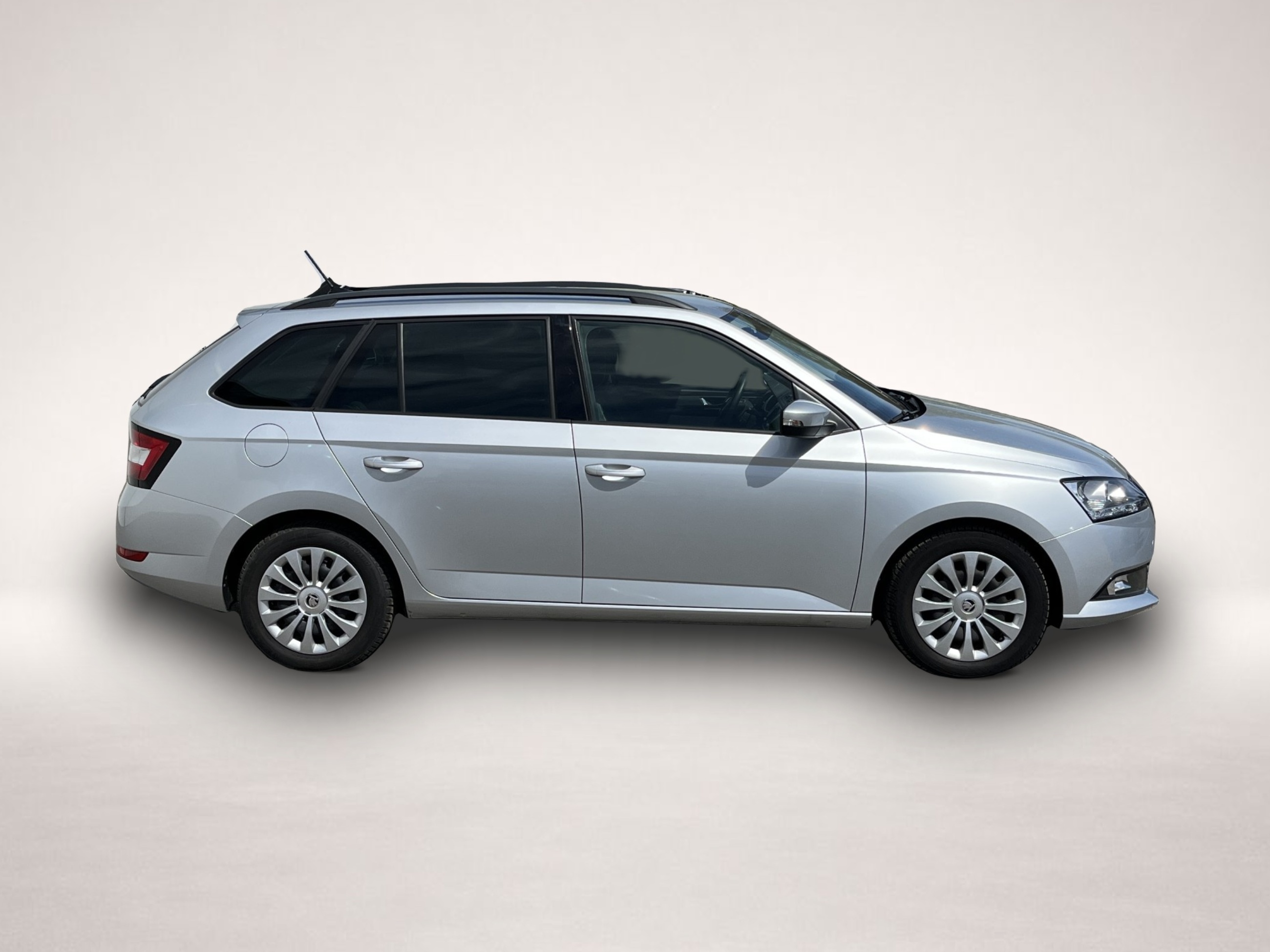 Skoda Fabia (09/2022, Benzin)